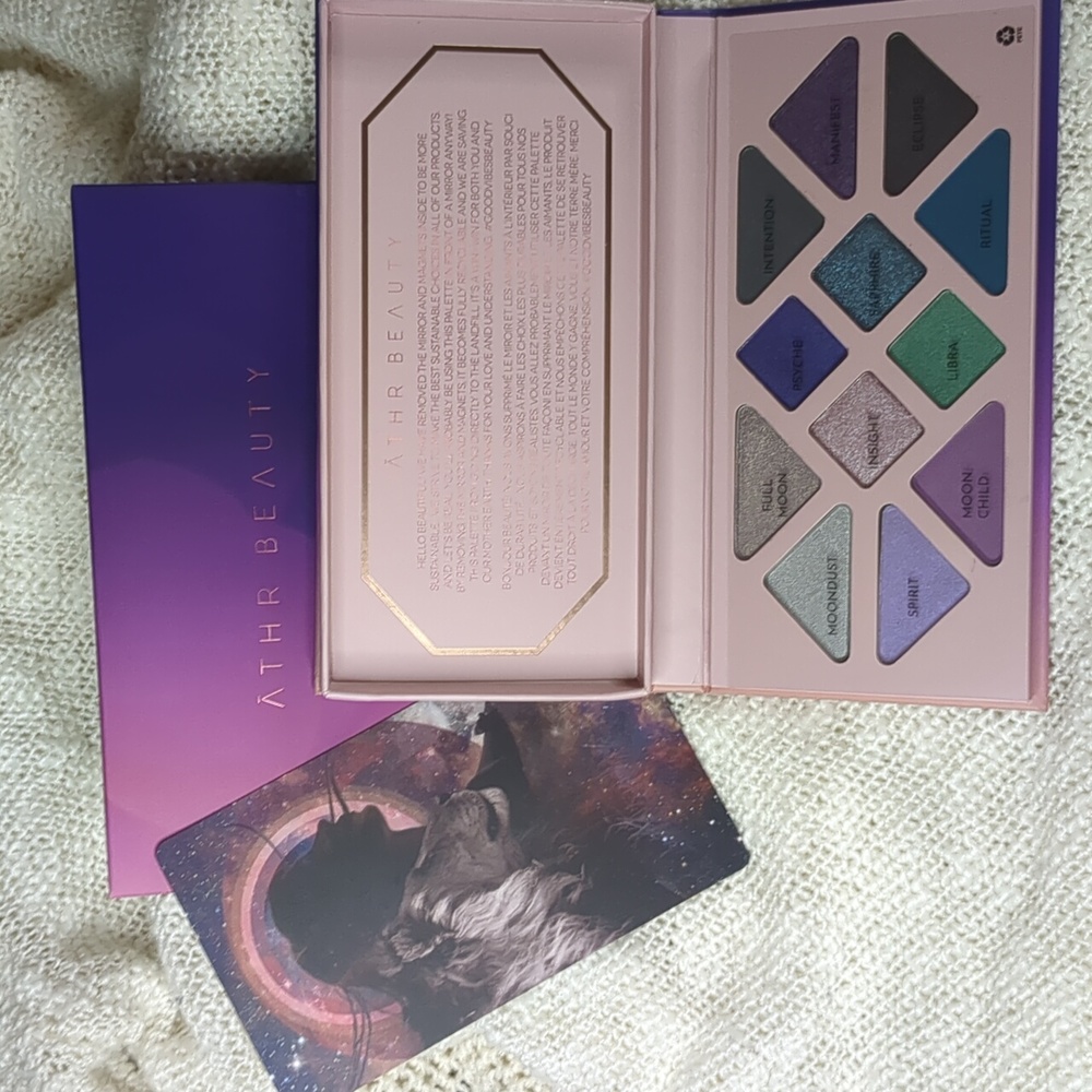 ĀTHR Beauty MOONLIGHT CRYSTAL PALETTE, 8 X 1.5g/0.05oz4 X 1.25g/0.04oz